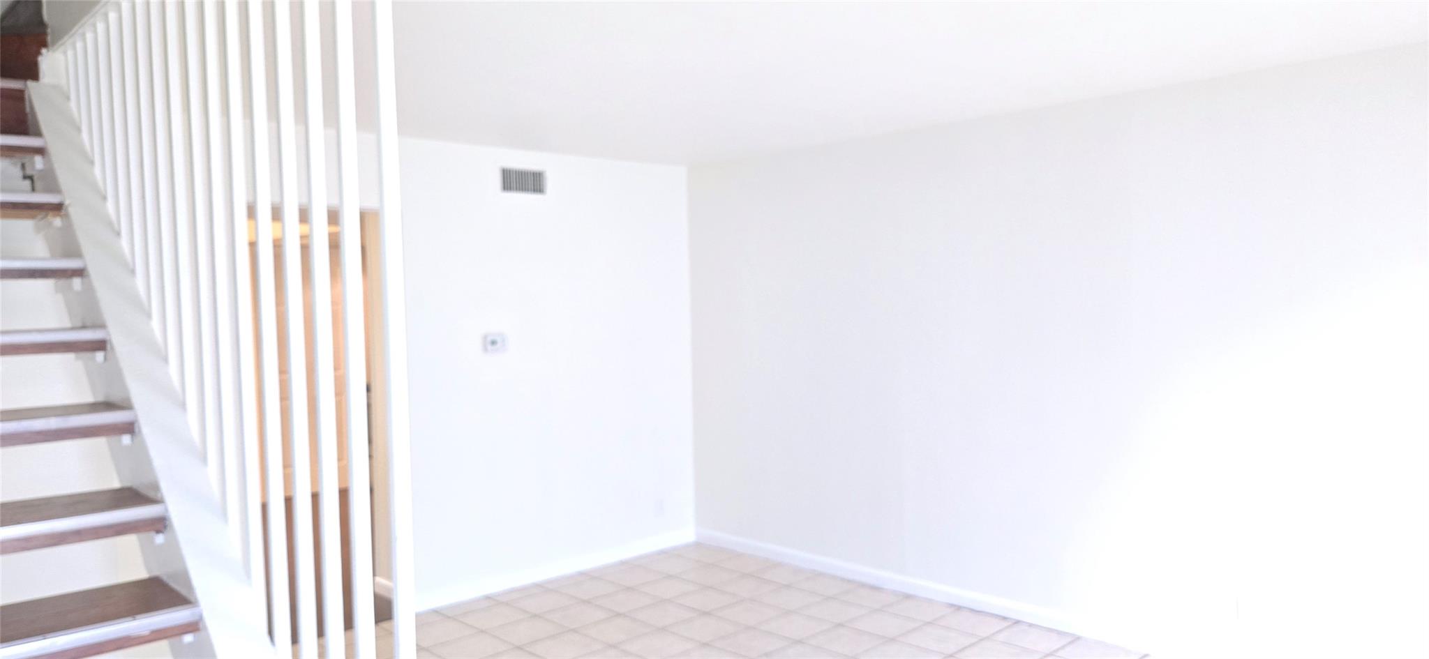 8811 Dawnridge Cir #102 Property Photo 12