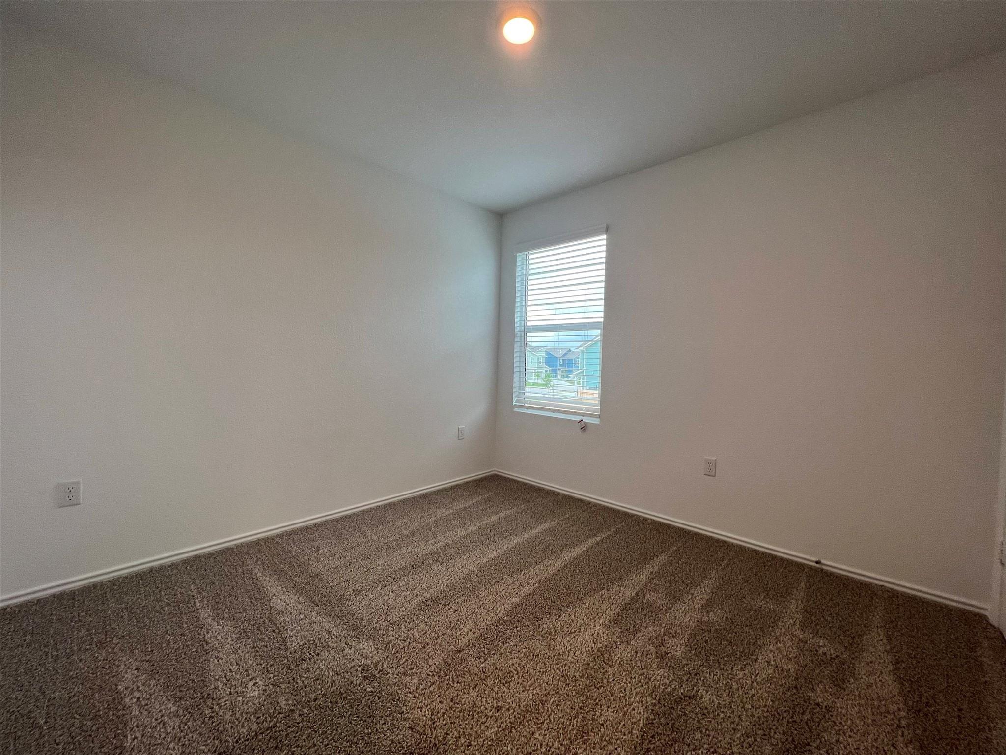 7224 Spotted Leaf Way Property Photo 27