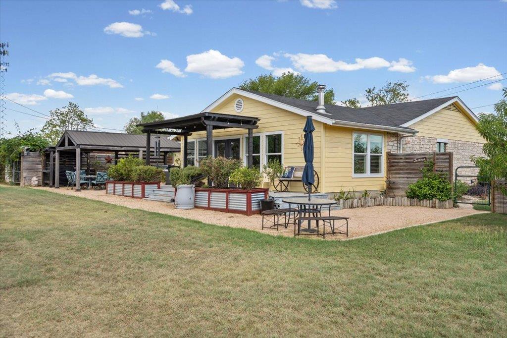 103 Lambs Trl Property Photo 2