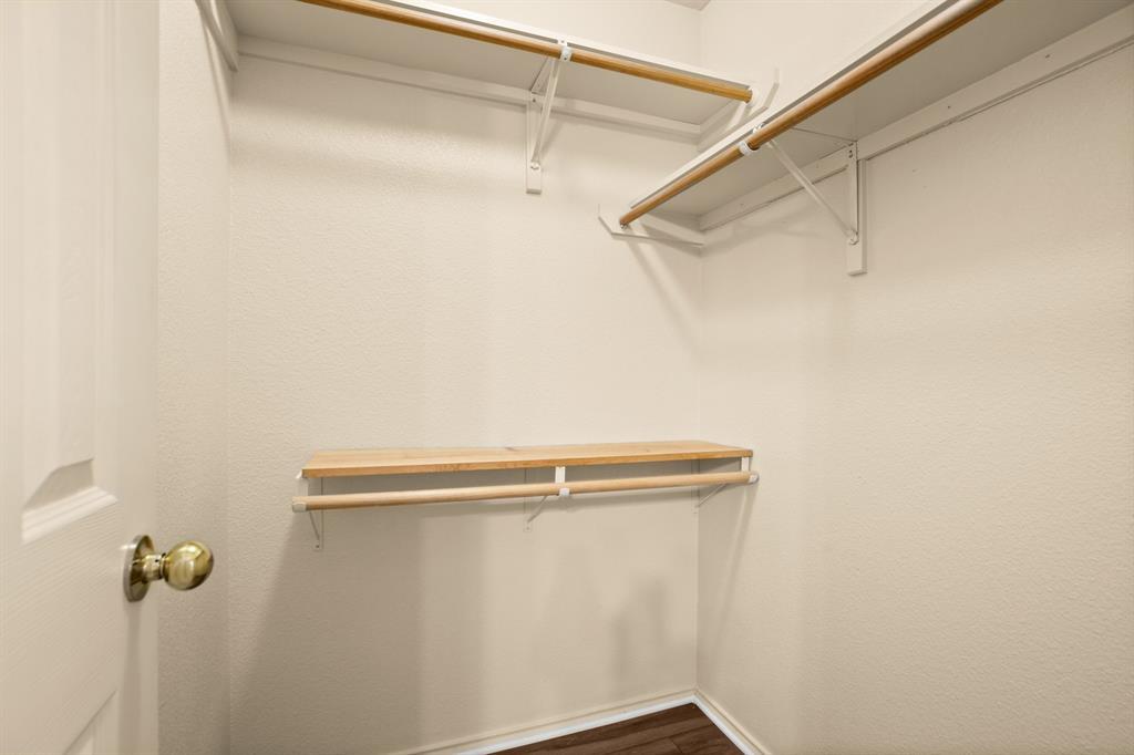 1225 Orchard Park Cir Property Photo 18