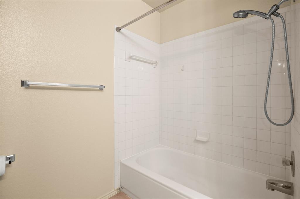1225 Orchard Park Cir Property Photo 20