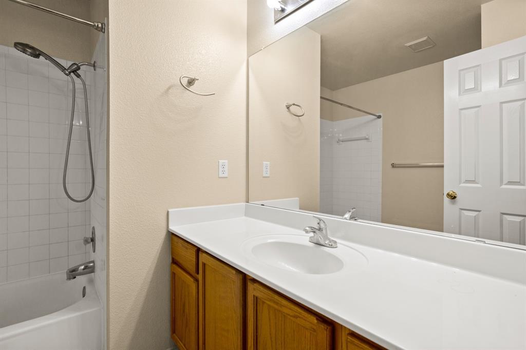 1225 Orchard Park Cir Property Photo 22