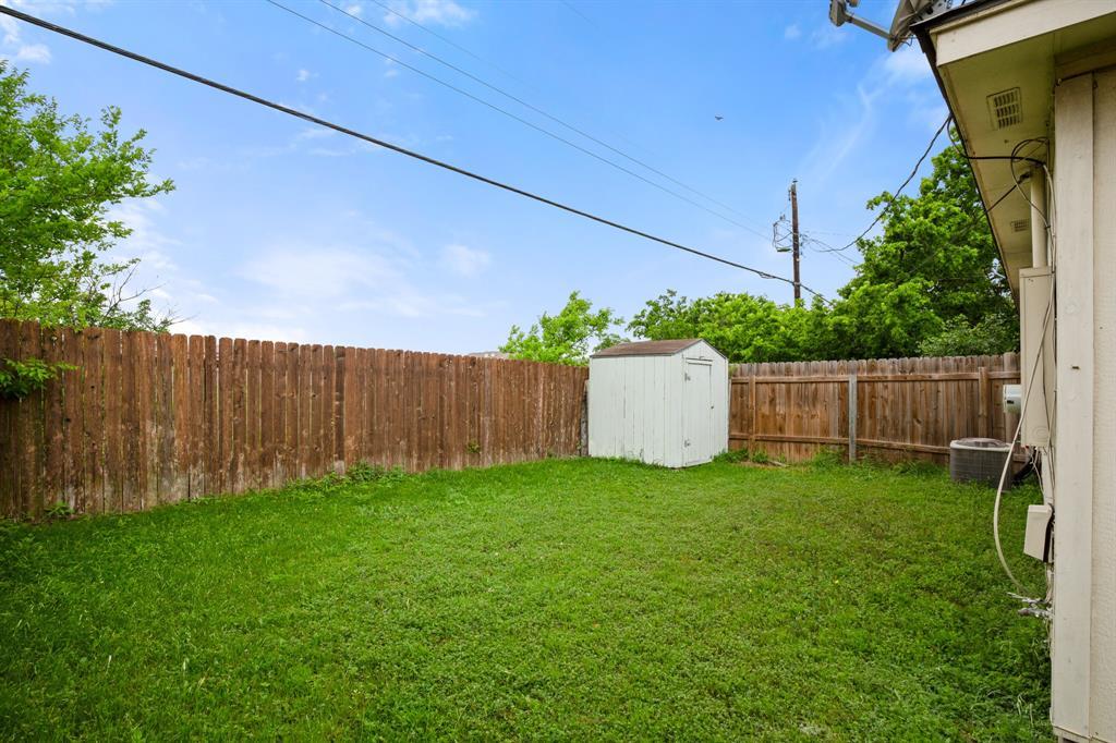 1225 Orchard Park Cir Property Photo 25