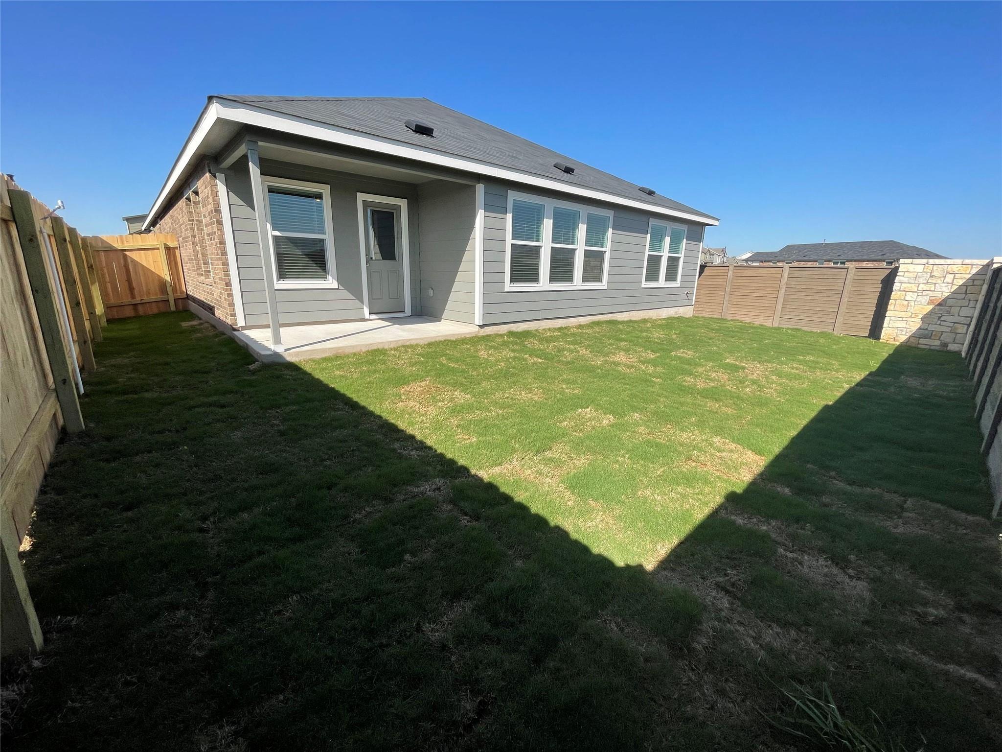 117 Alamito Ave Property Photo 16