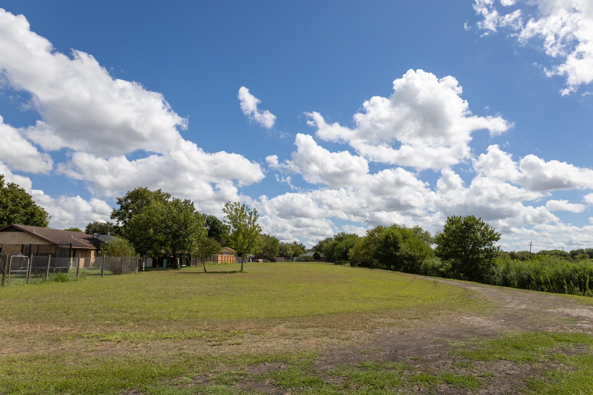 1508 Pendergrass St Property Photo 8