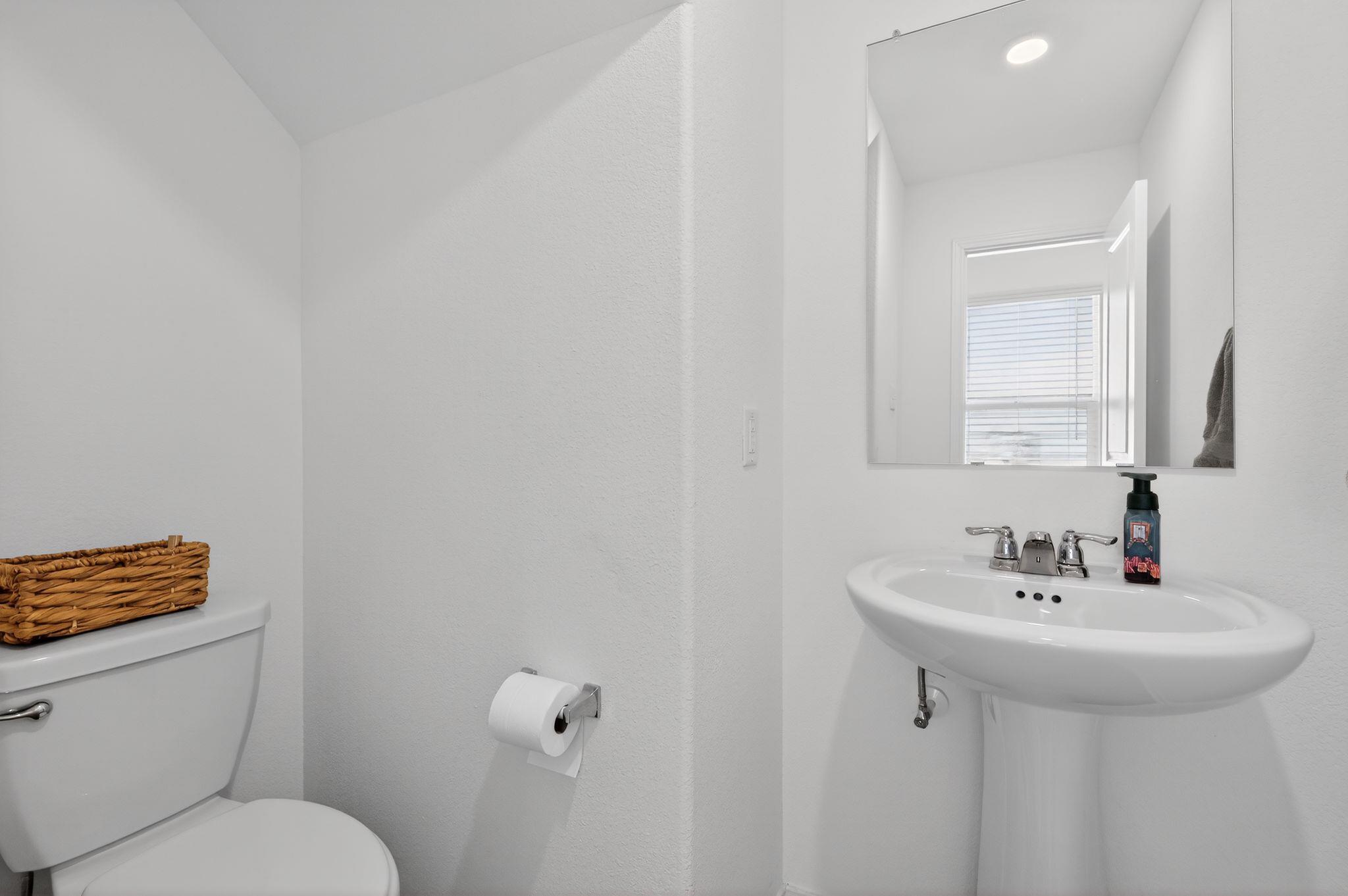 612 Marty Allen Loop Property Photo 12