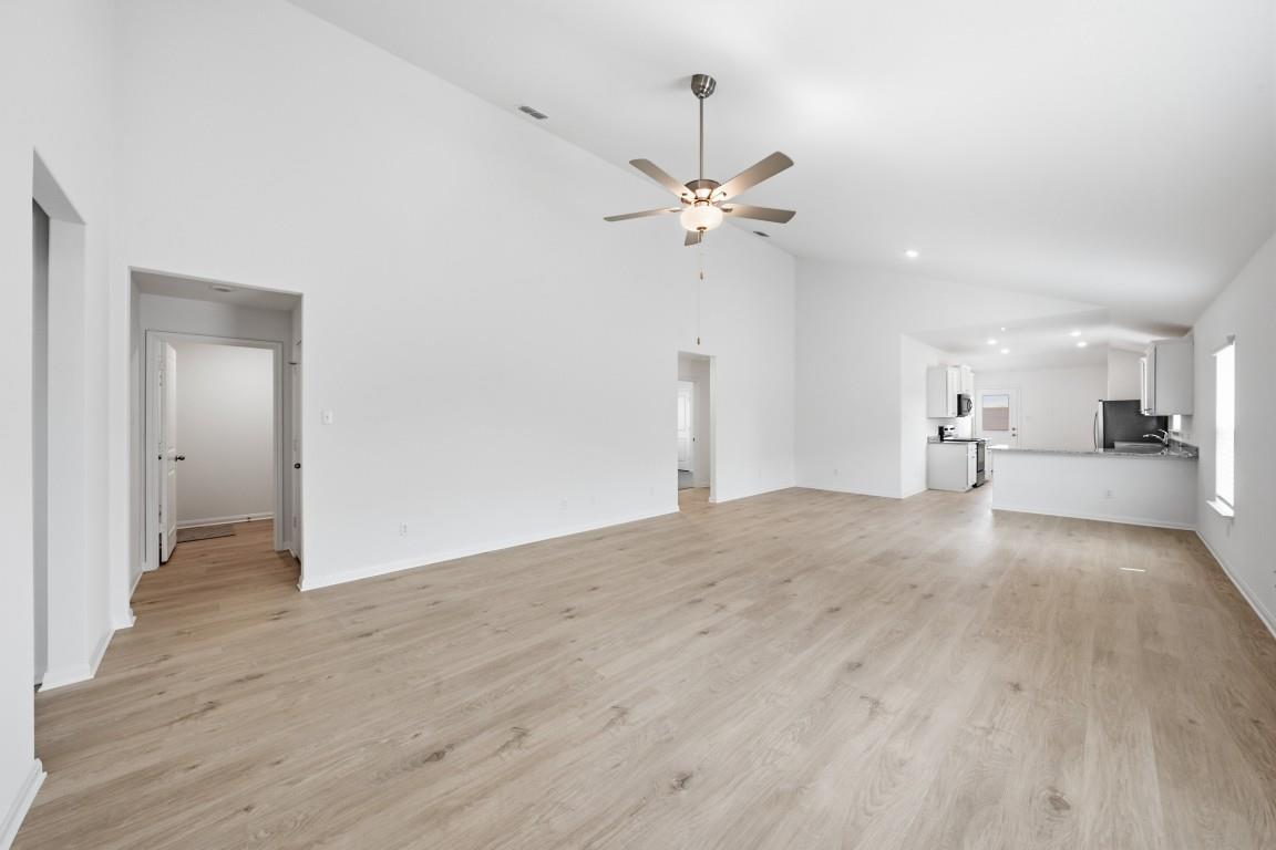 237 W Luna Blue Ln Property Photo 3