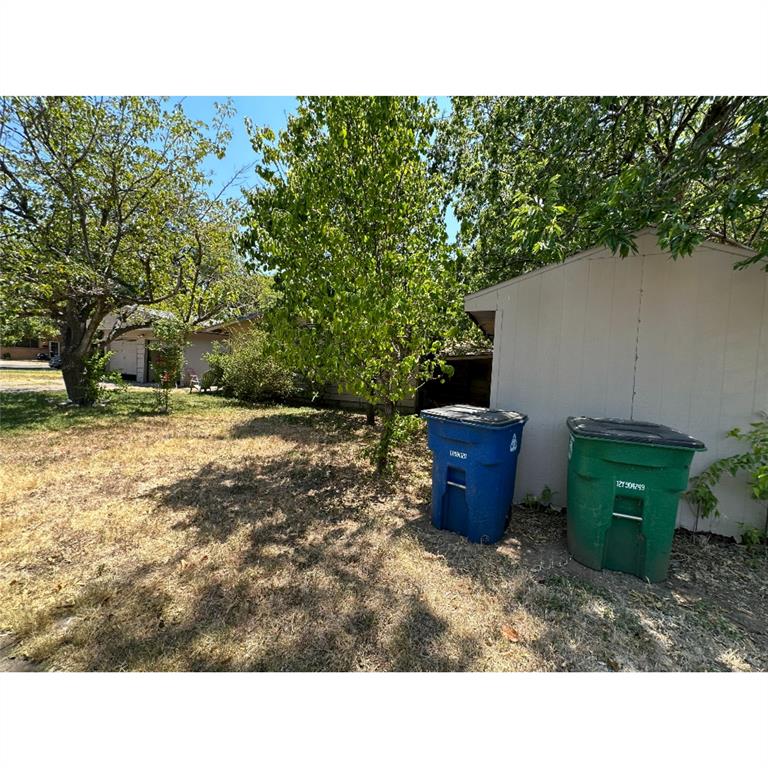 1407 Randy Cir Property Photo 4