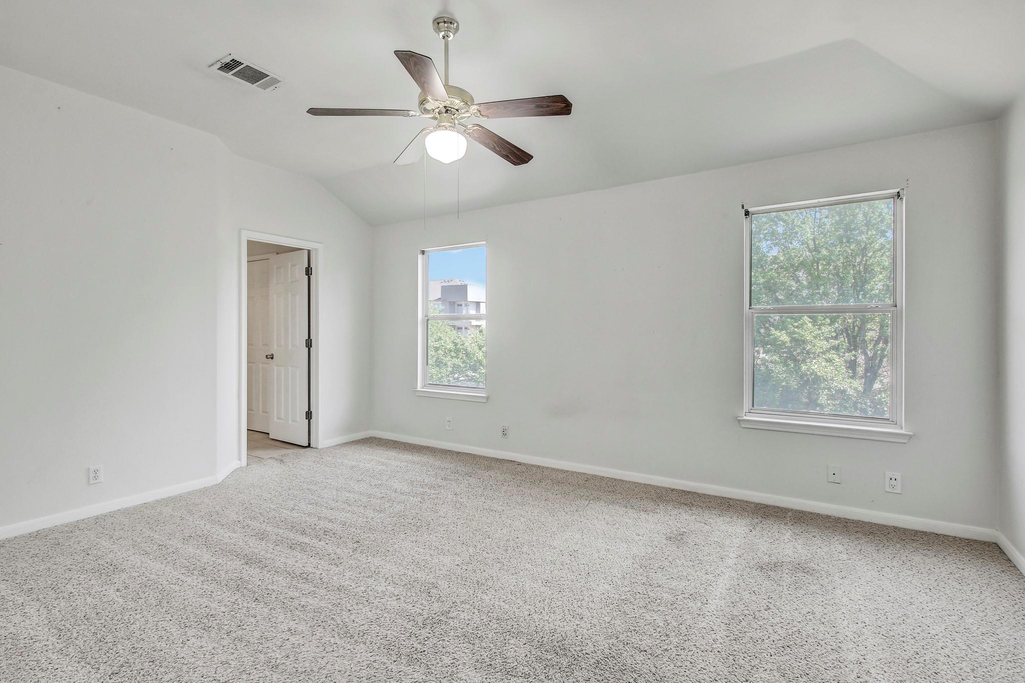 710 Red River Ln Property Photo 18