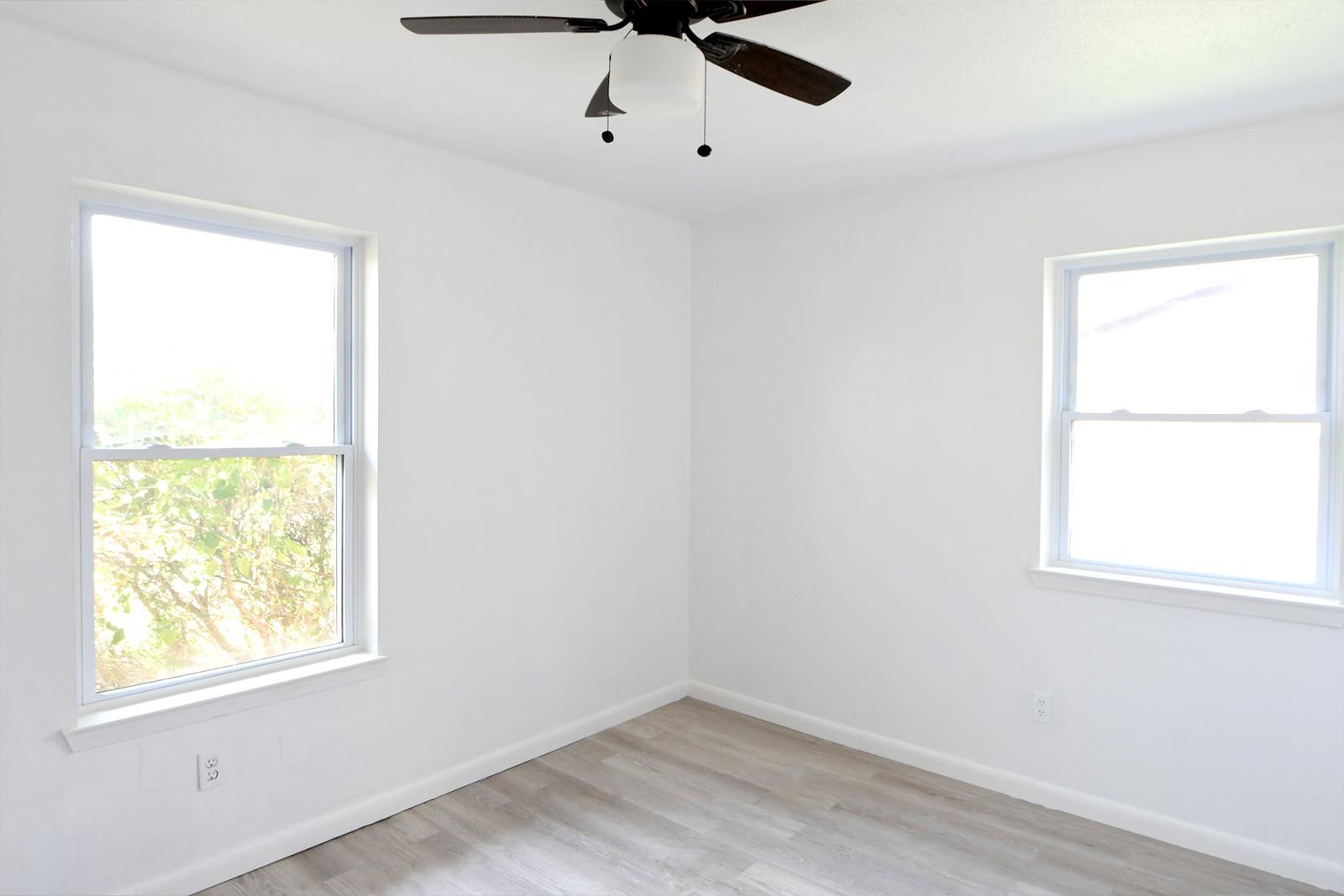 1706 Hill St Property Photo 13