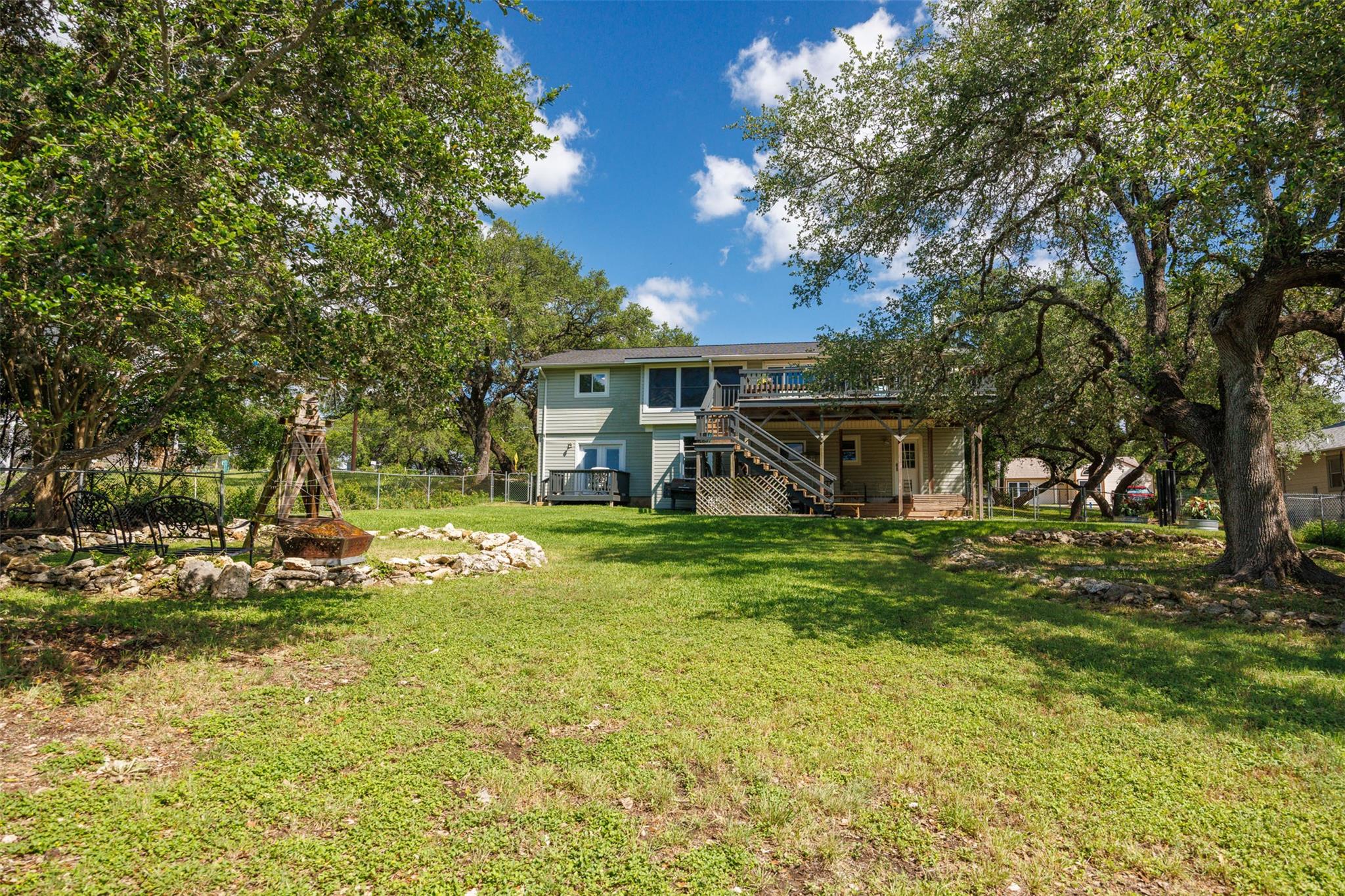 1215 Amanda Dr Property Photo 38