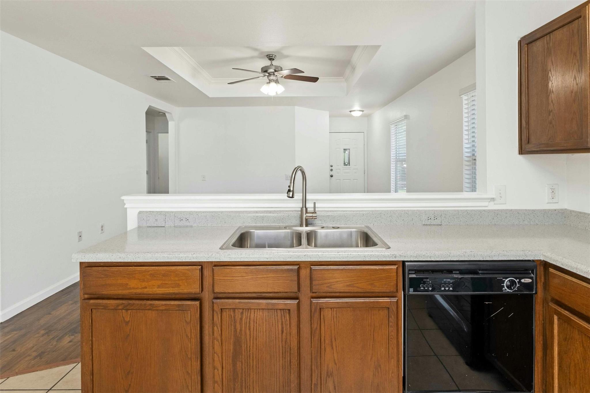 12524 Sky Harbor Dr Property Photo 8