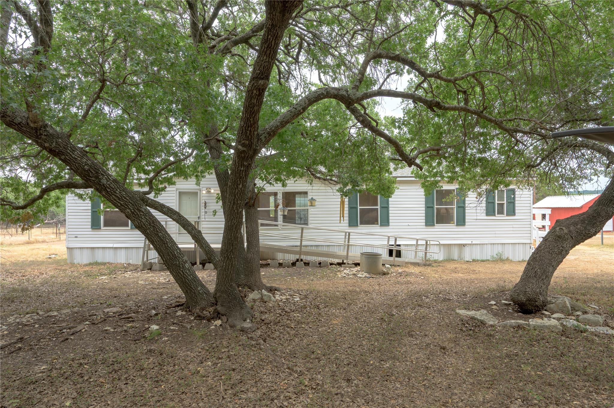 1100 Ramms Dr Property Photo 5