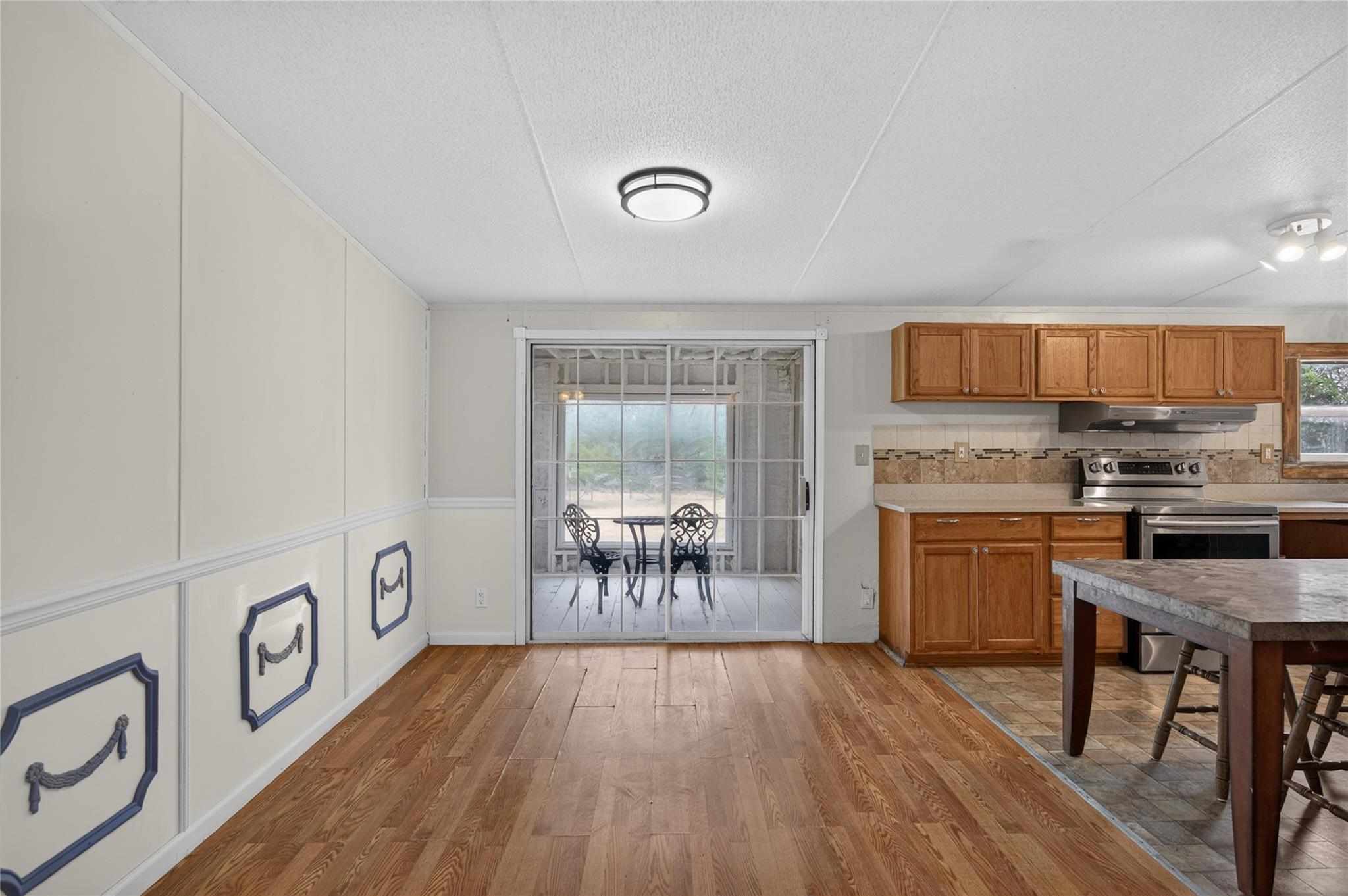 1100 Ramms Dr Property Photo 11
