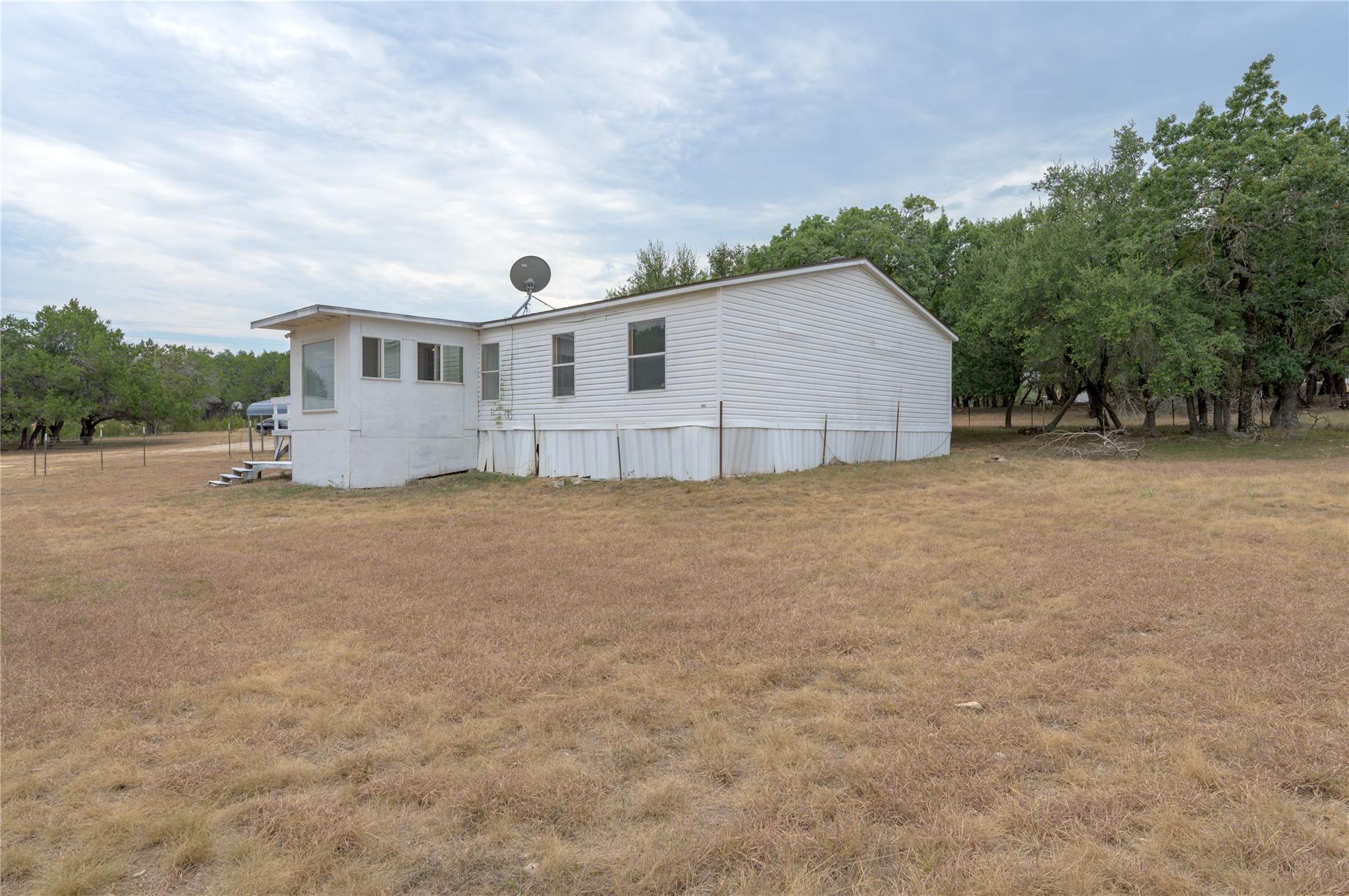 1100 Ramms Dr Property Photo 28