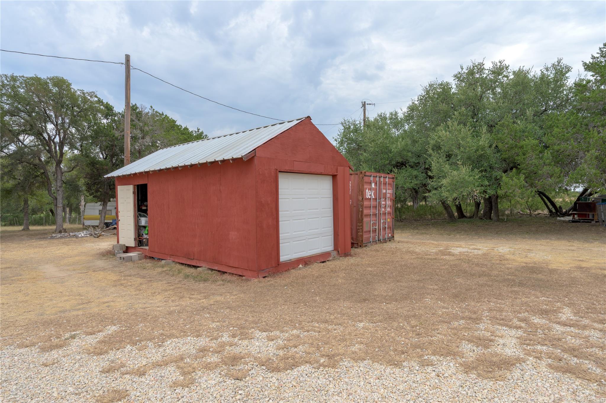 1100 Ramms Dr Property Photo 31
