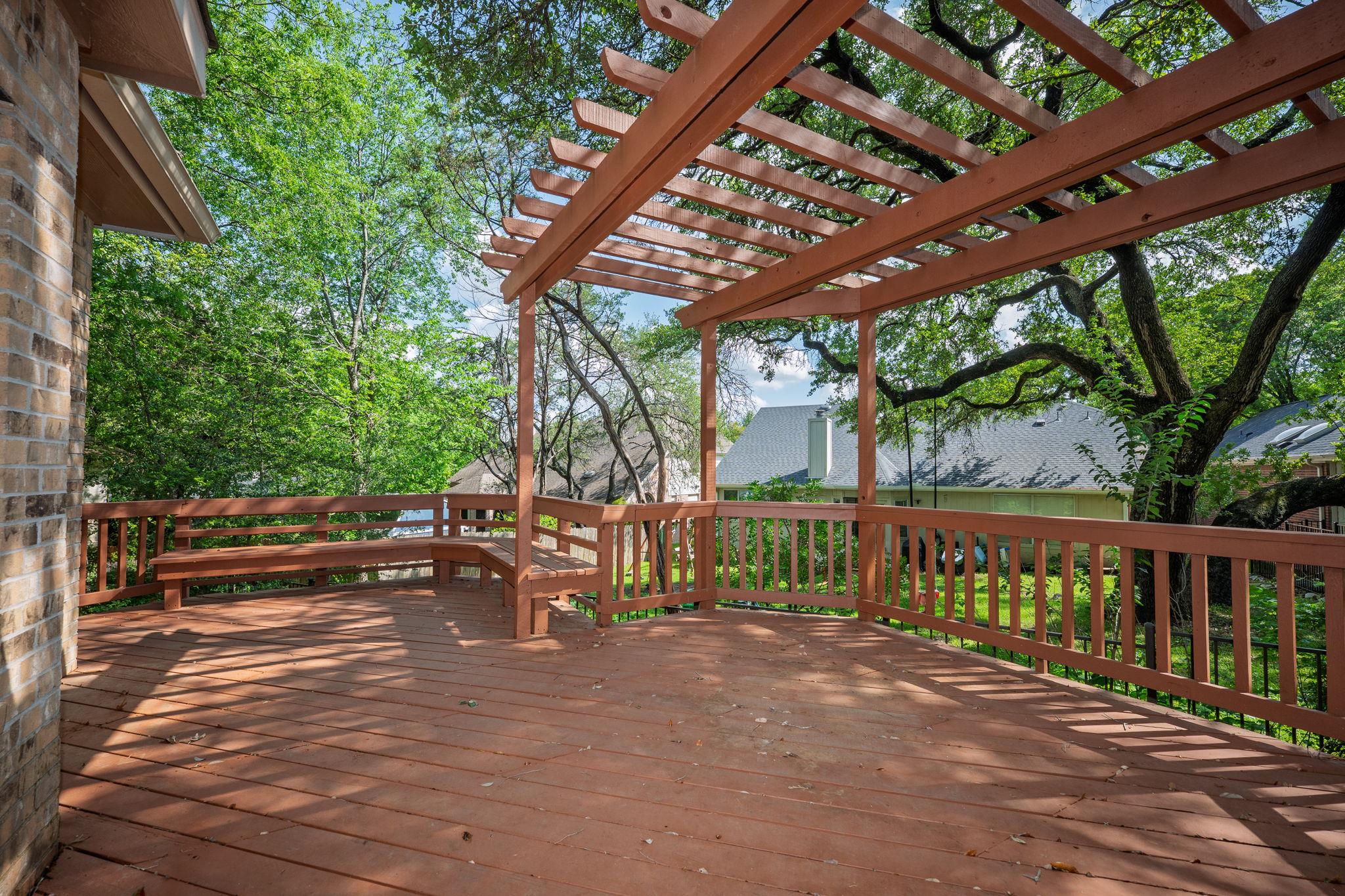6411 Johanne Ct Property Photo 4