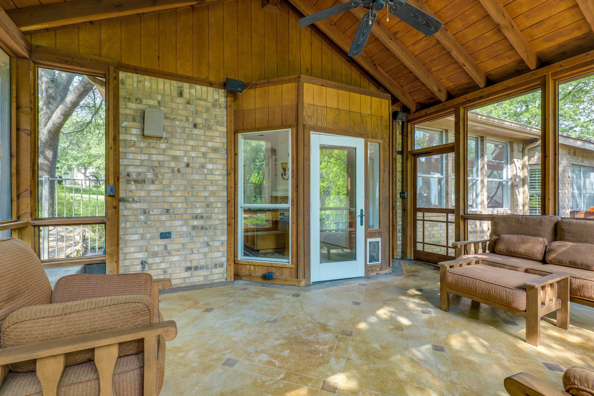 6411 Johanne Ct Property Photo 7