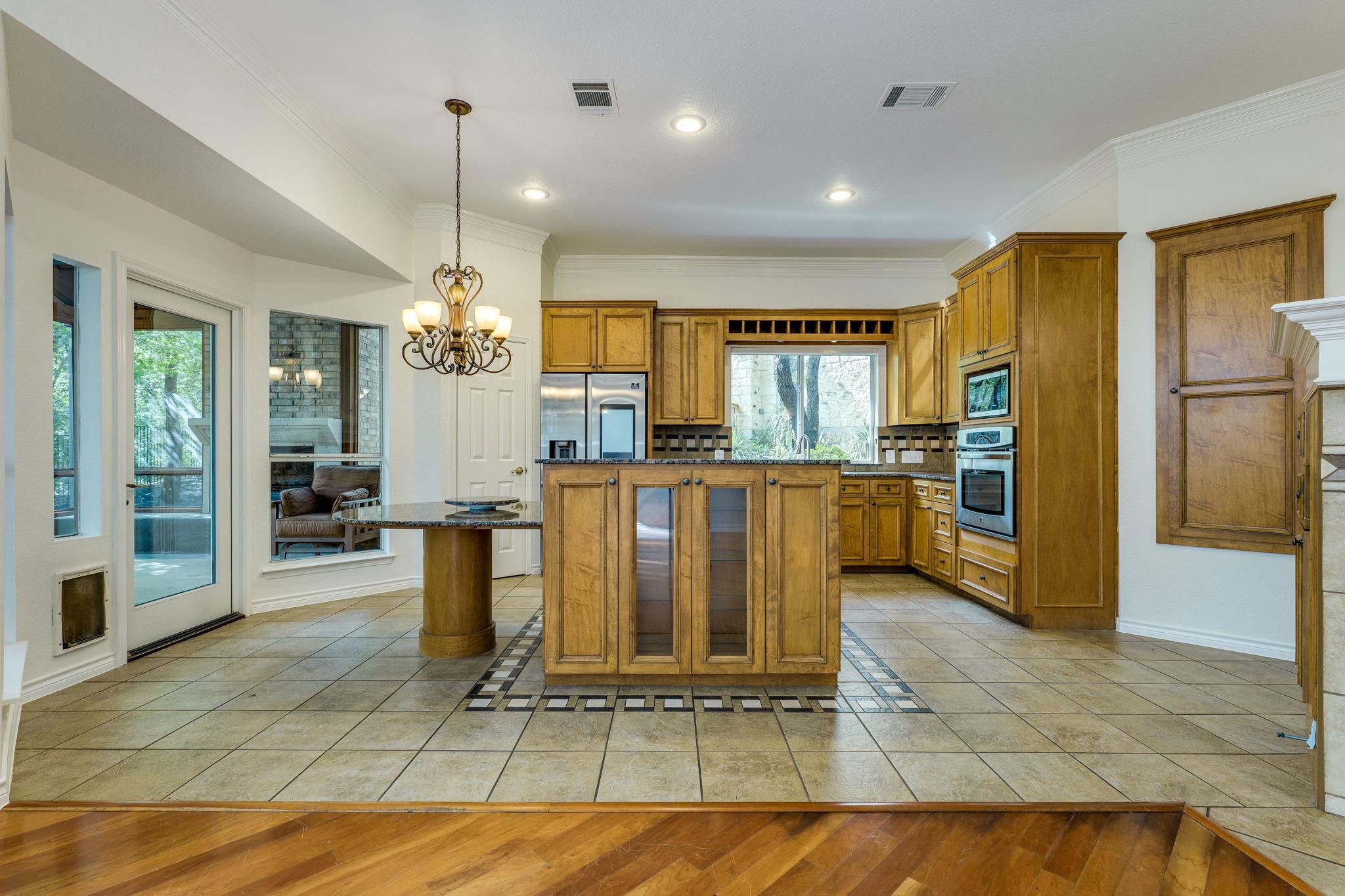 6411 Johanne Ct Property Photo 15