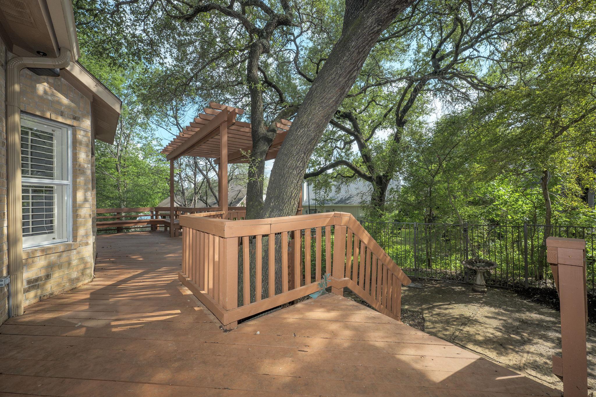 6411 Johanne Ct Property Photo 33