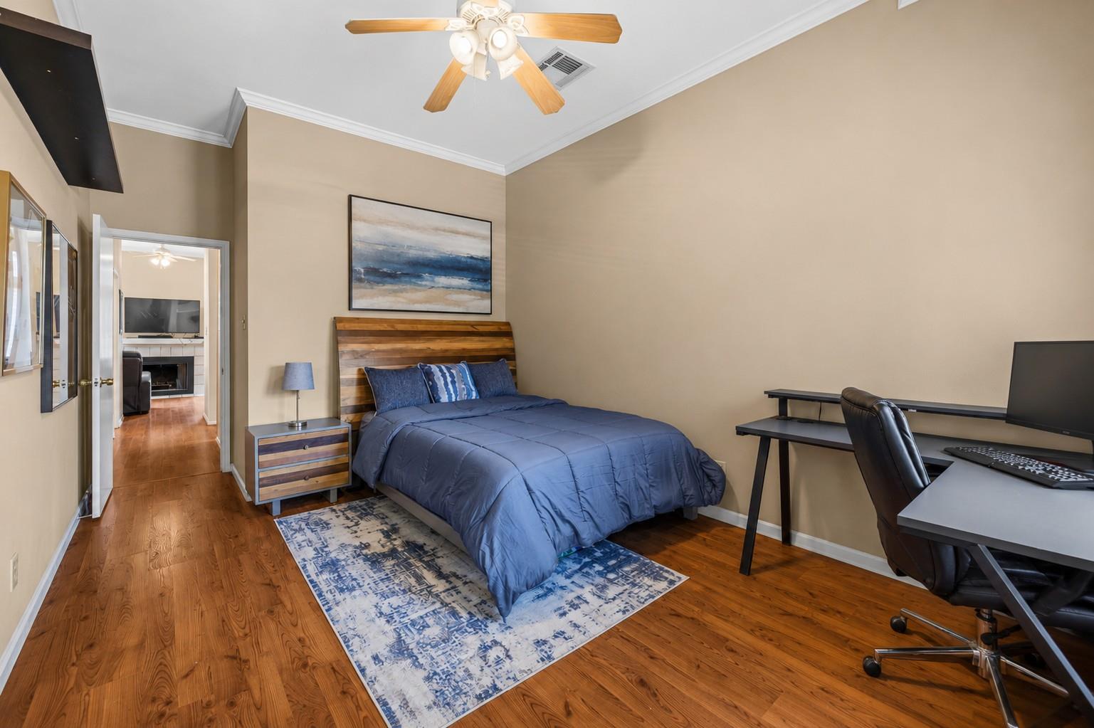 2802 Nueces St #201 Property Photo 6