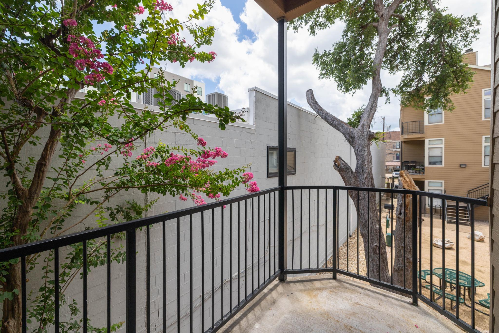 2802 Nueces St #201 Property Photo 12
