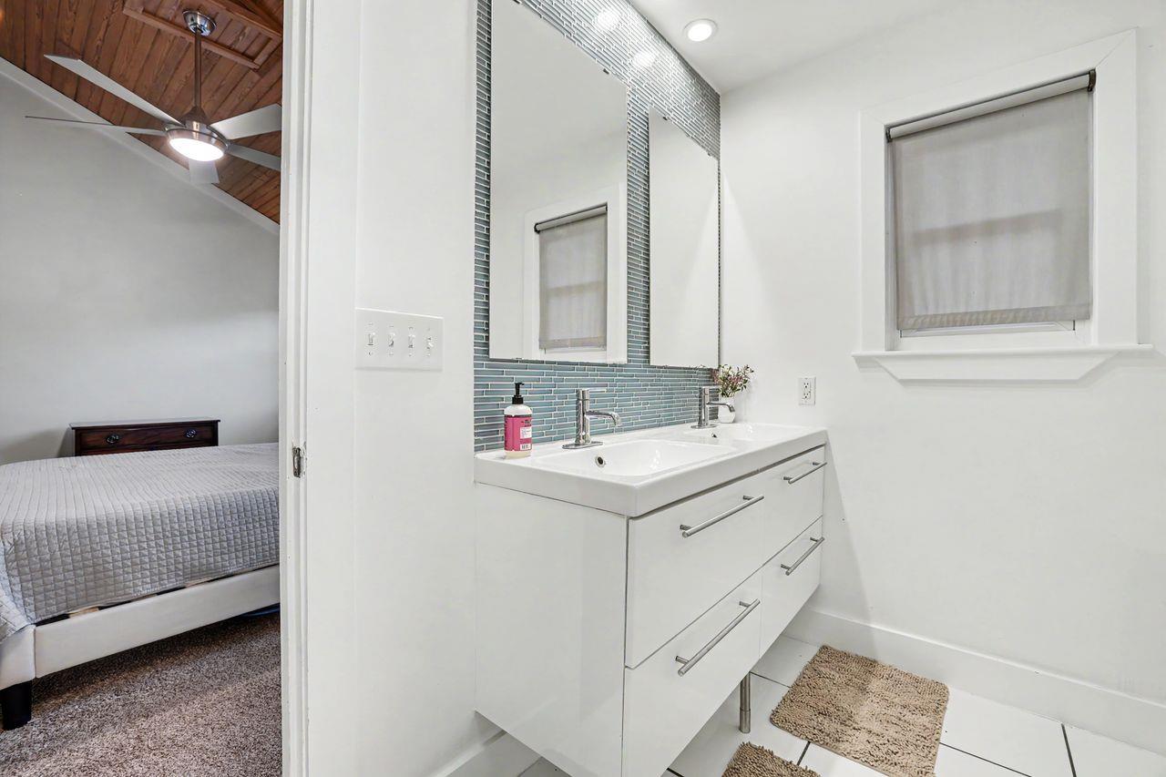 6903 Ardath St Property Photo 20