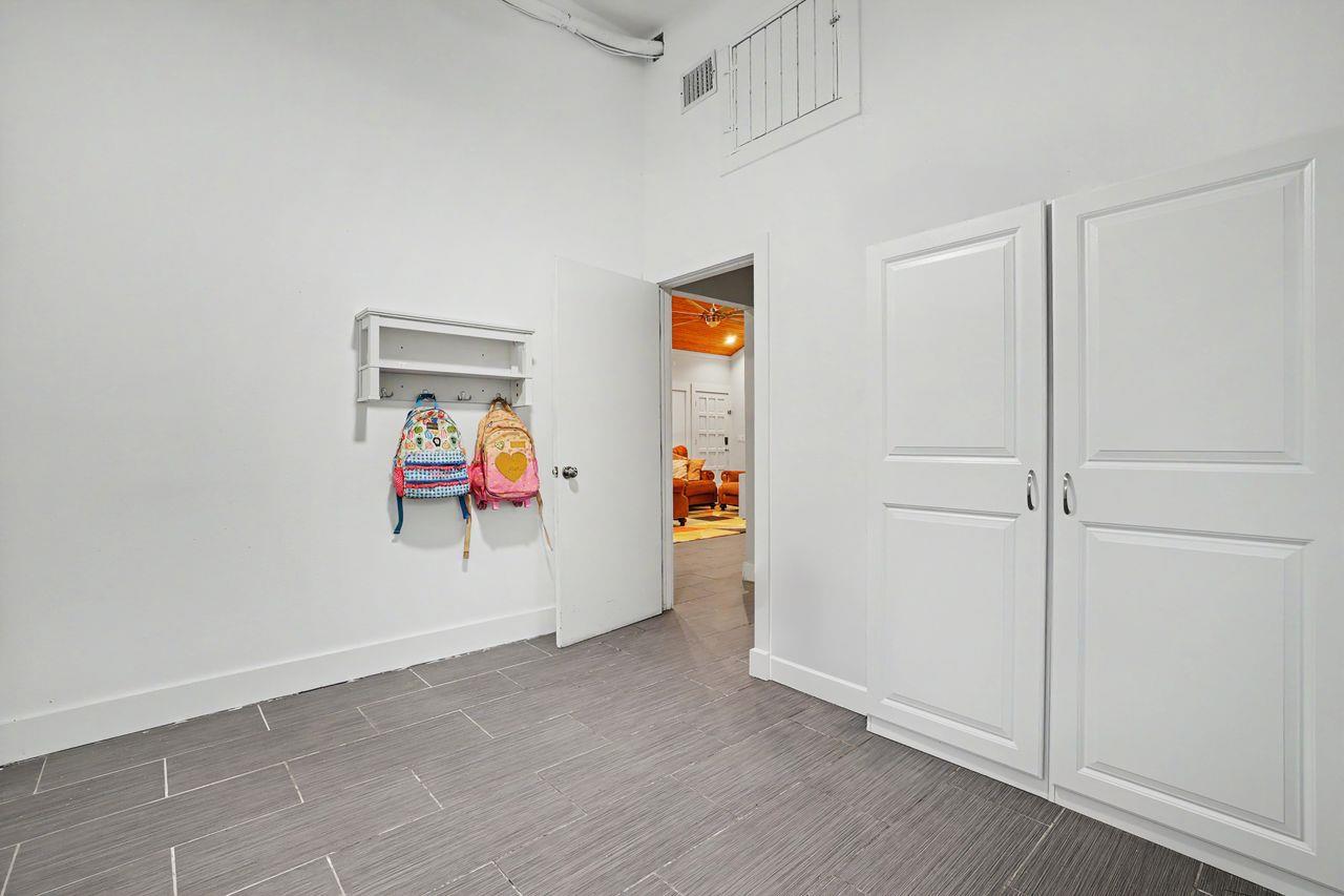6903 Ardath St Property Photo 30