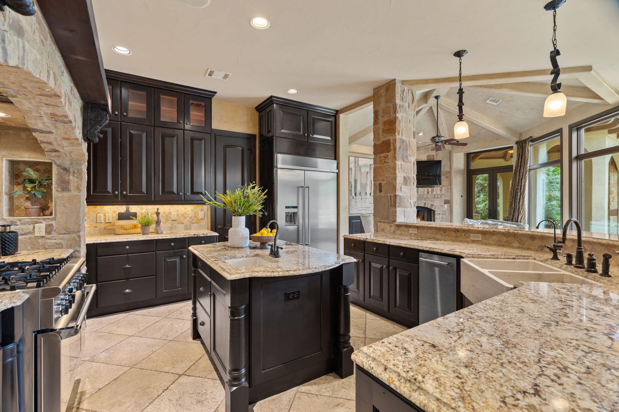 206 Bella Cima Dr Property Photo 8