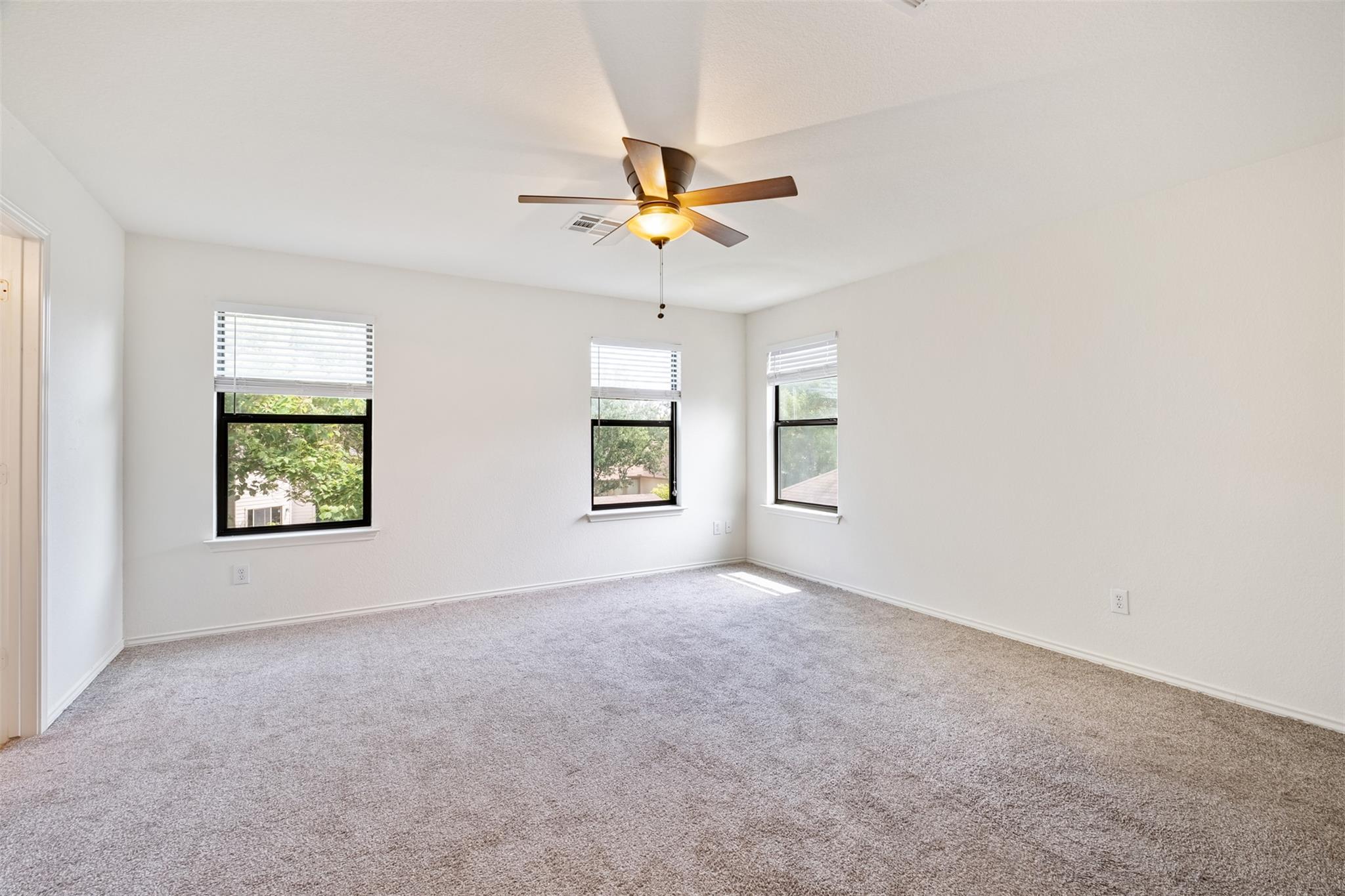 9109 Ipswich Bay Dr Property Photo 11