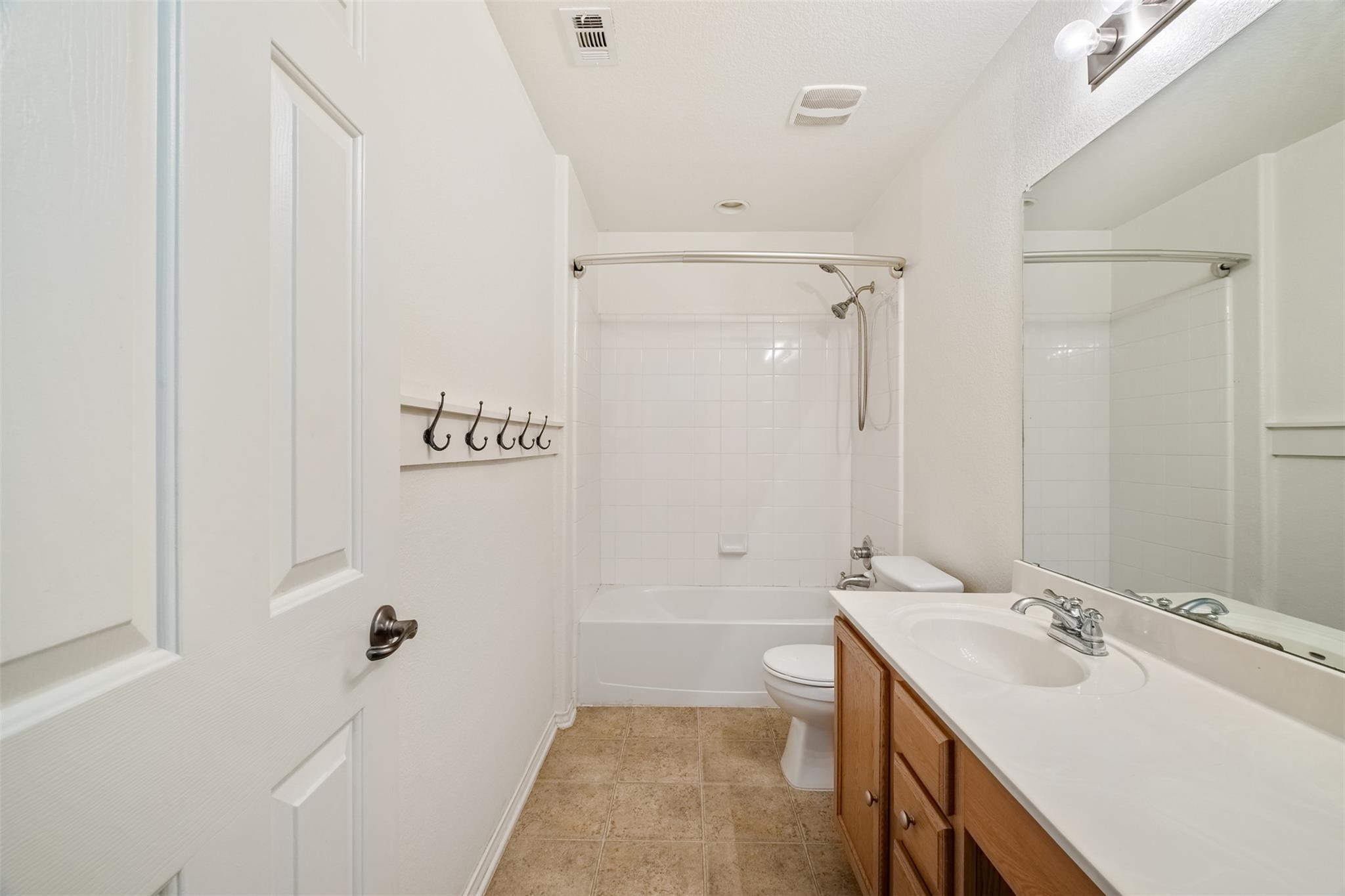 9109 Ipswich Bay Dr Property Photo 17