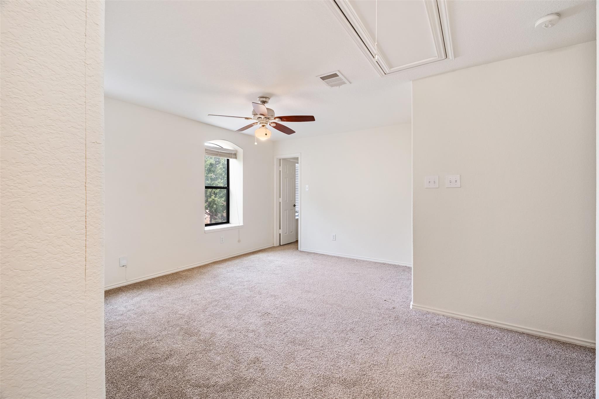 9109 Ipswich Bay Dr Property Photo 21