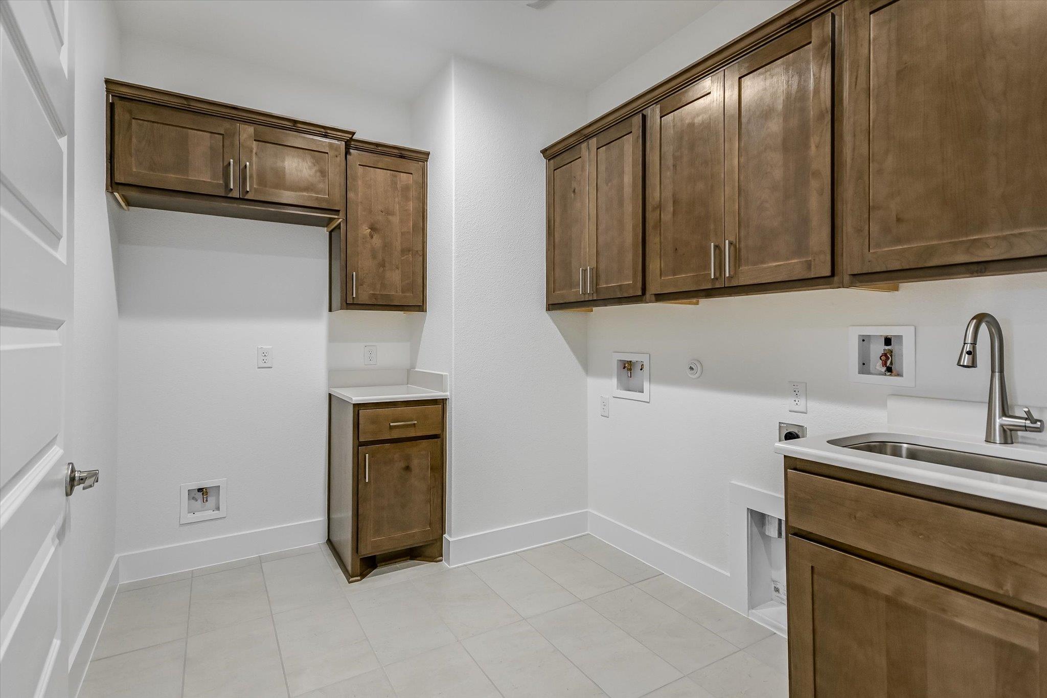 520 Wonderstruck None Property Photo 16