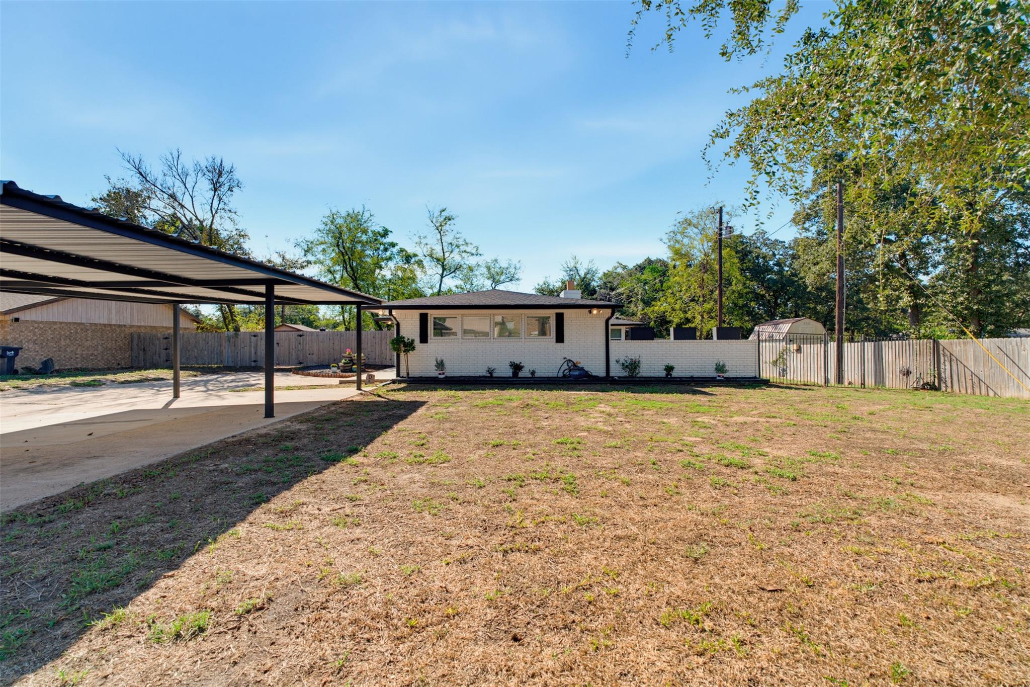 2205 Murray Ave Property Photo 1