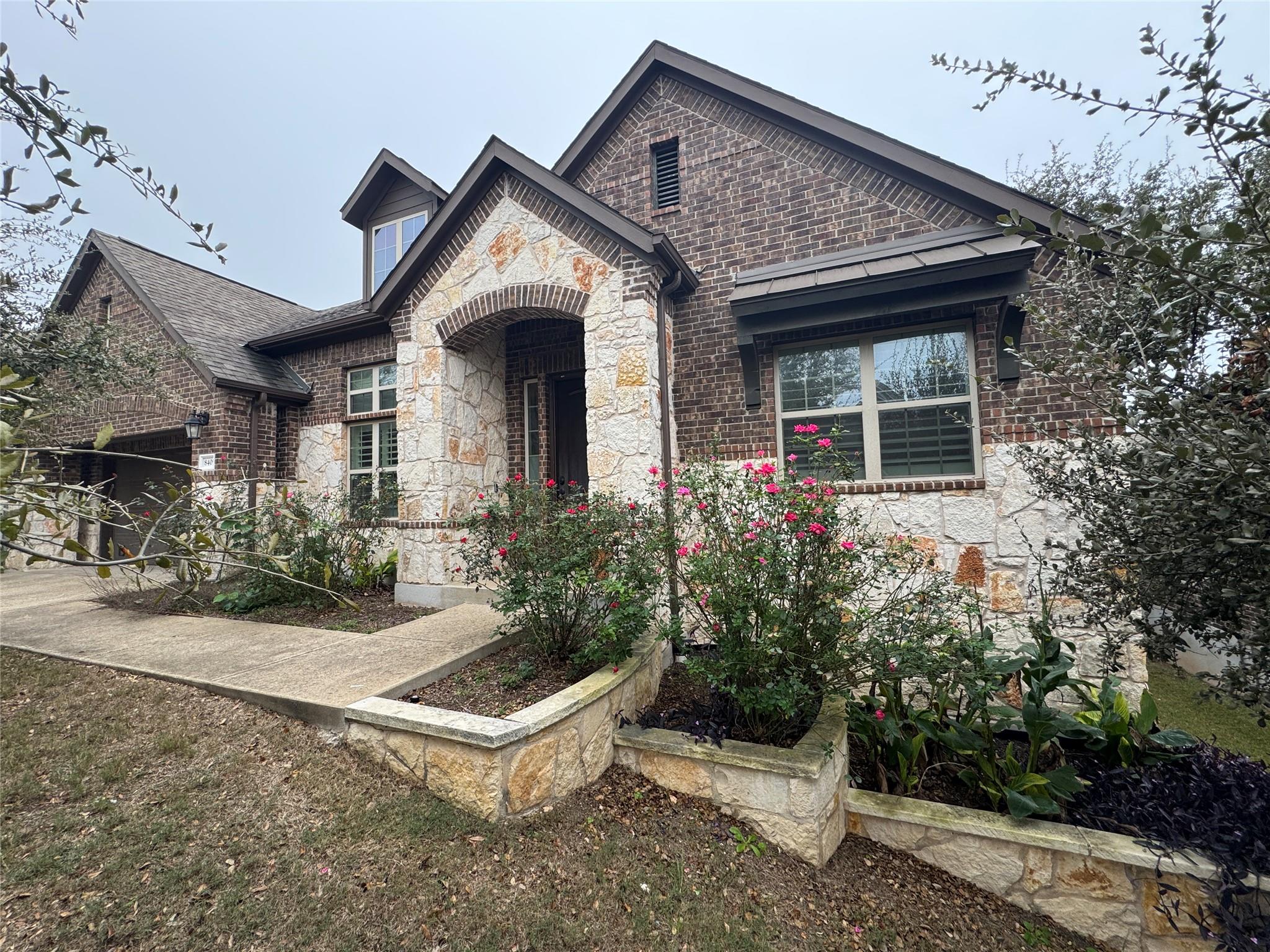 8405 Lookout Cliff Pass Property Photo