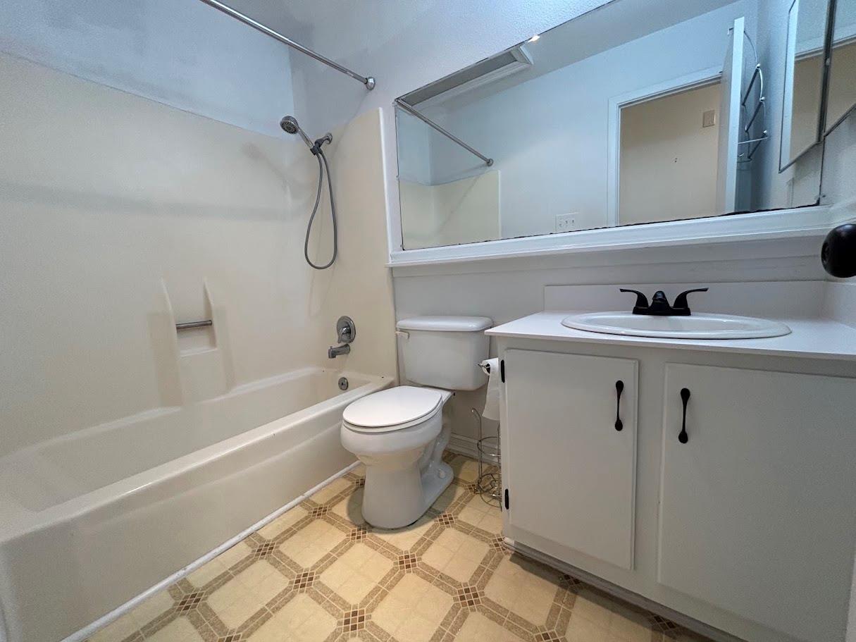 1209 S Trace Dr Property Photo 19