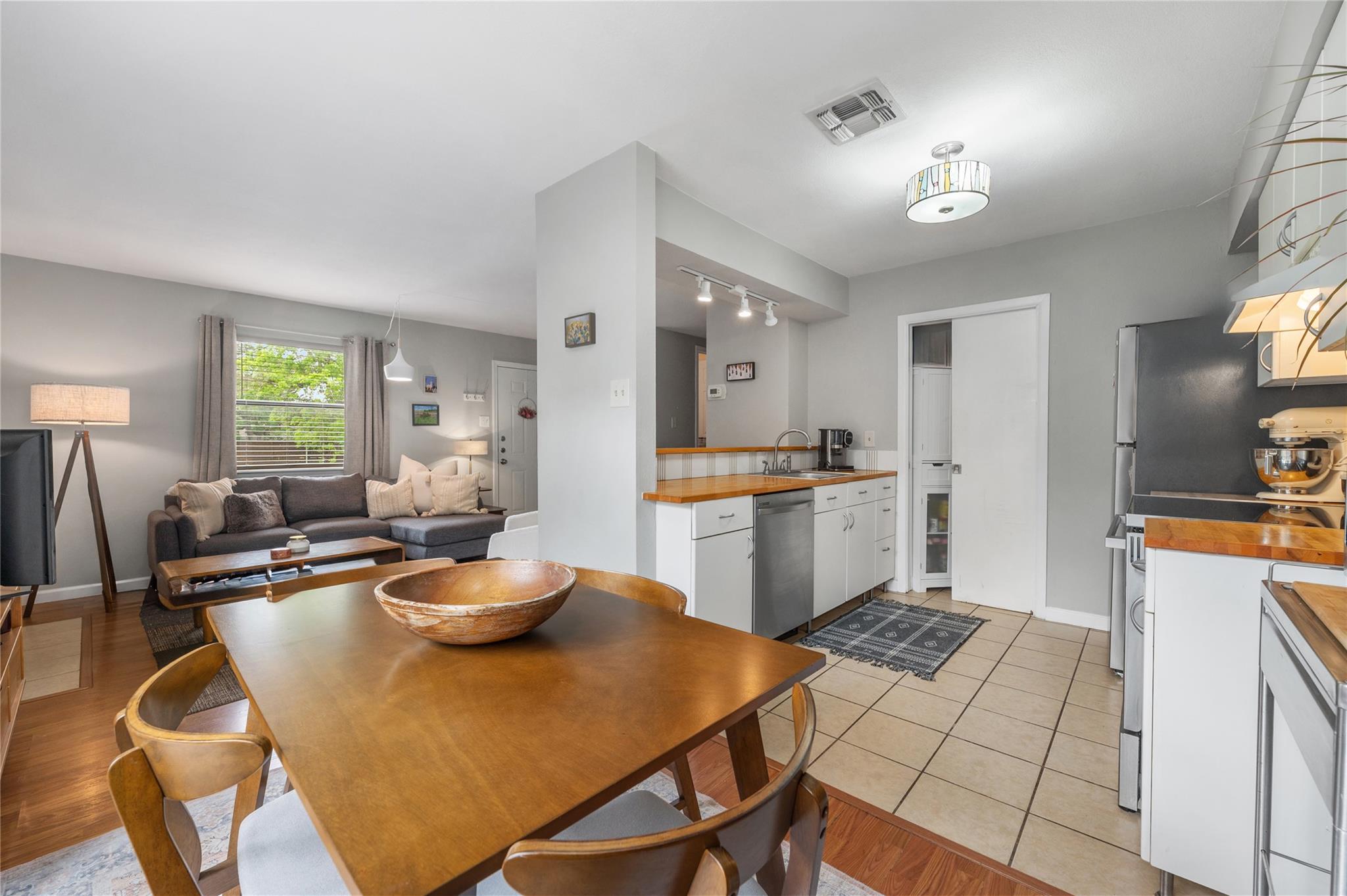 5616 Emerald Forest Dr #111 Property Photo 12