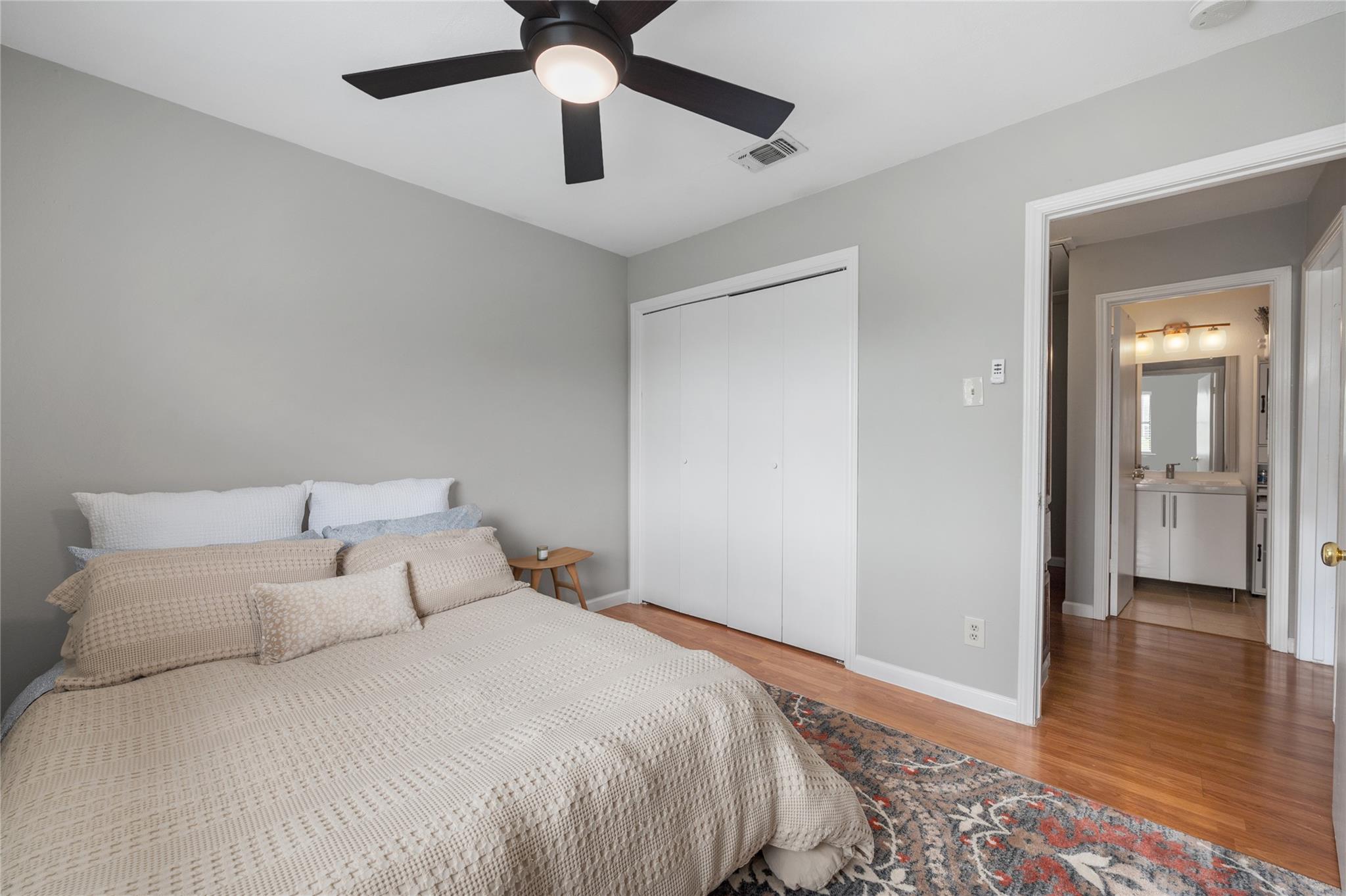 5616 Emerald Forest Dr #111 Property Photo 16