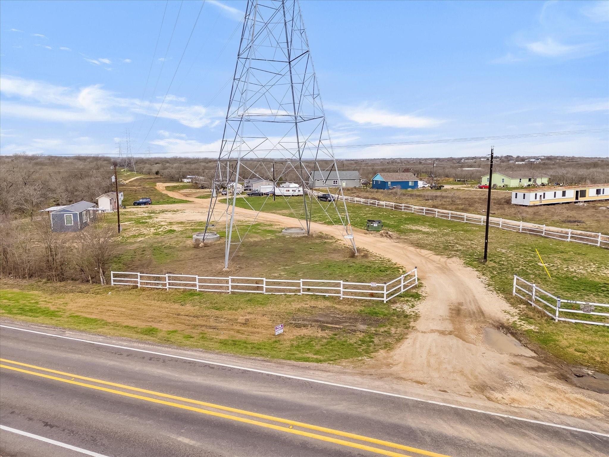 2506 Fm20 Property Photo