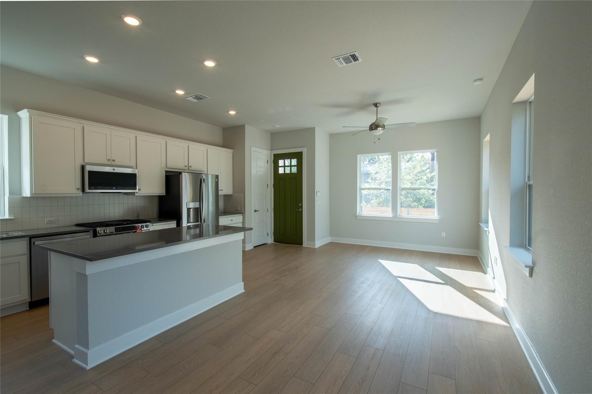 2705 Wilson St Property Photo 12