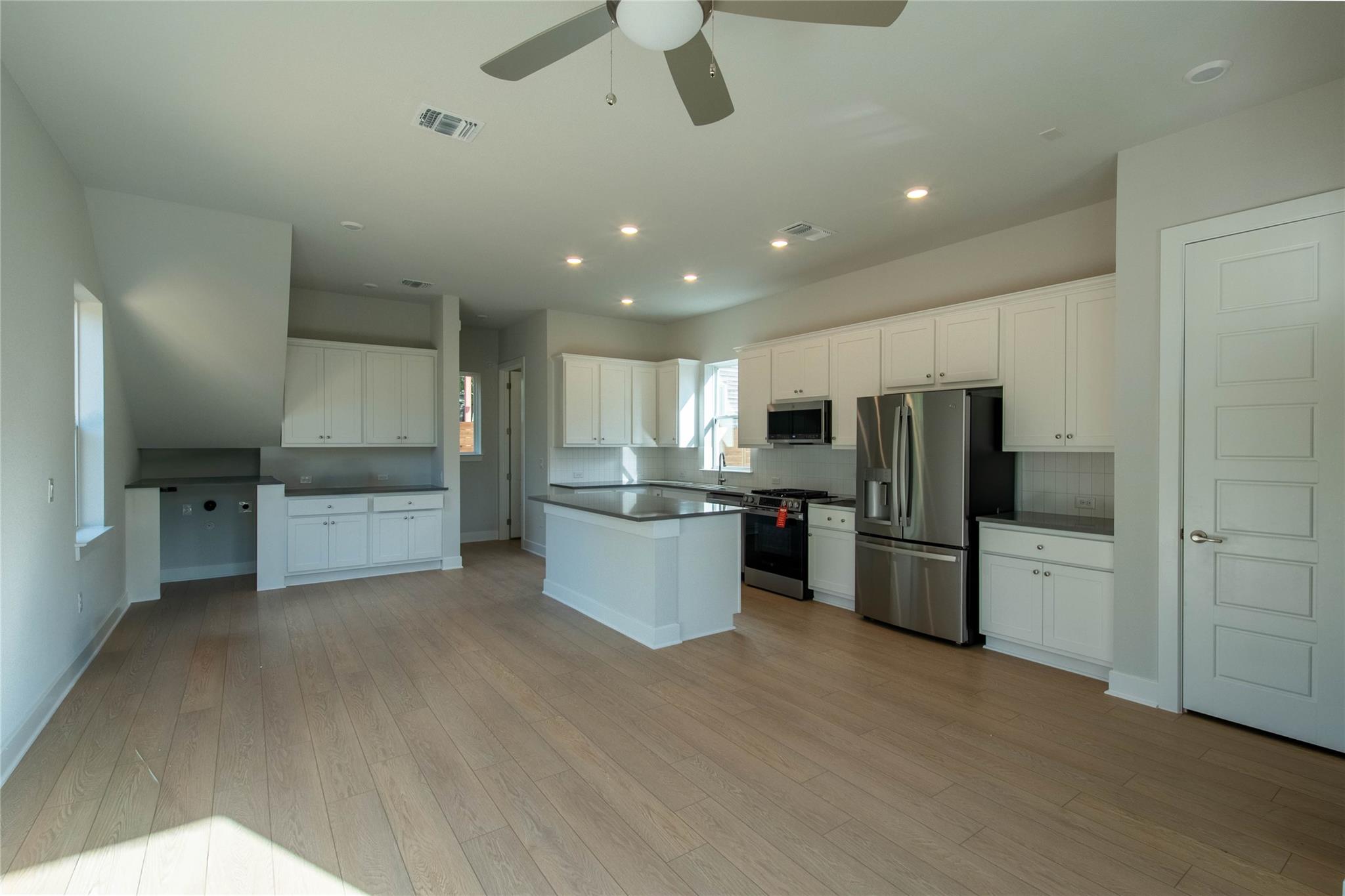 2705 Wilson St Property Photo 13