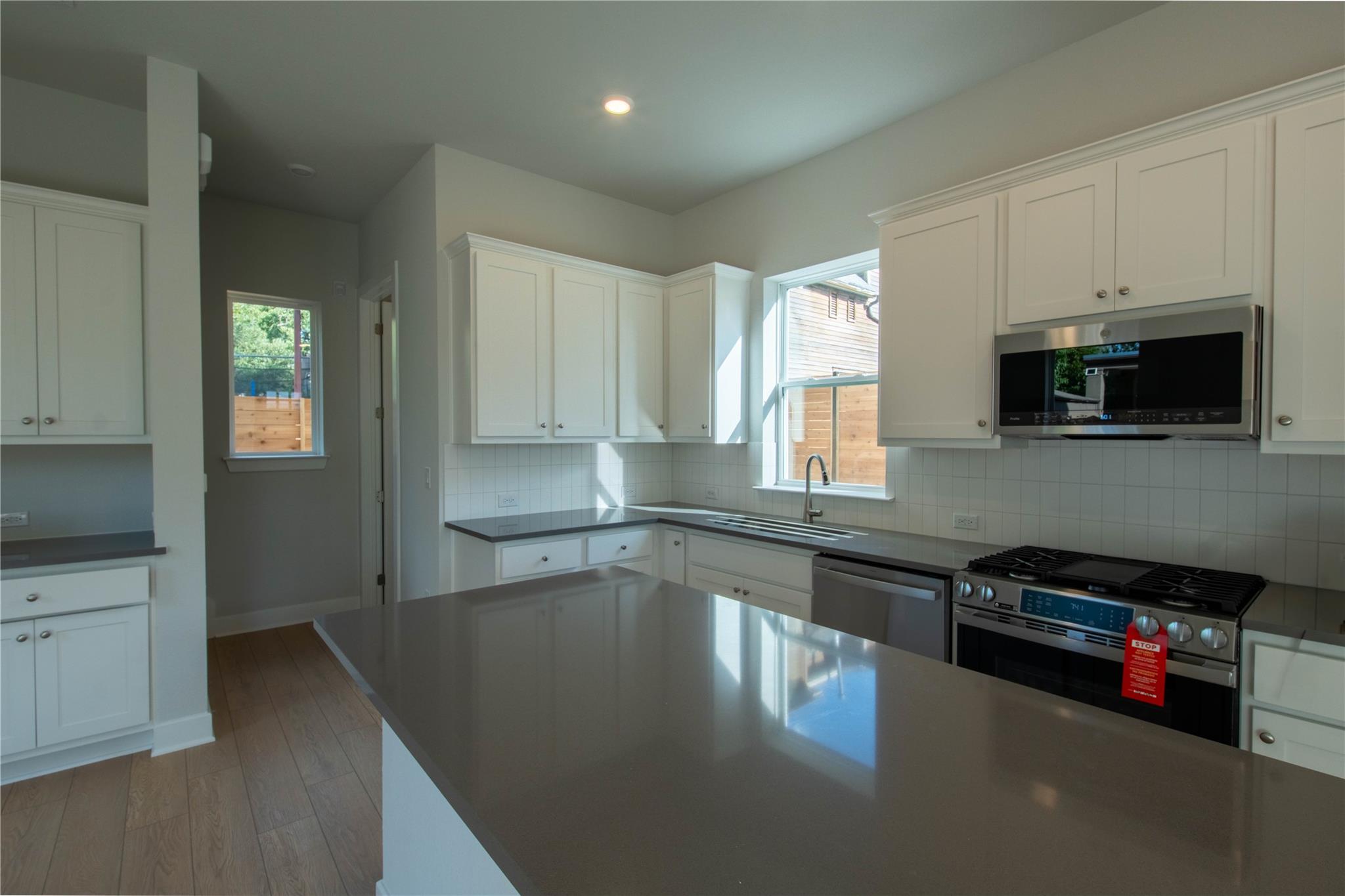 2705 Wilson St Property Photo 15