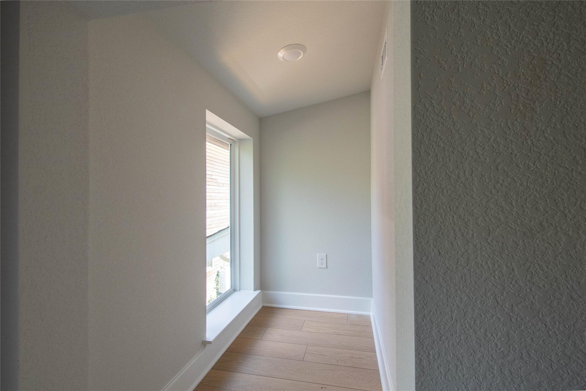 2705 Wilson St Property Photo 22