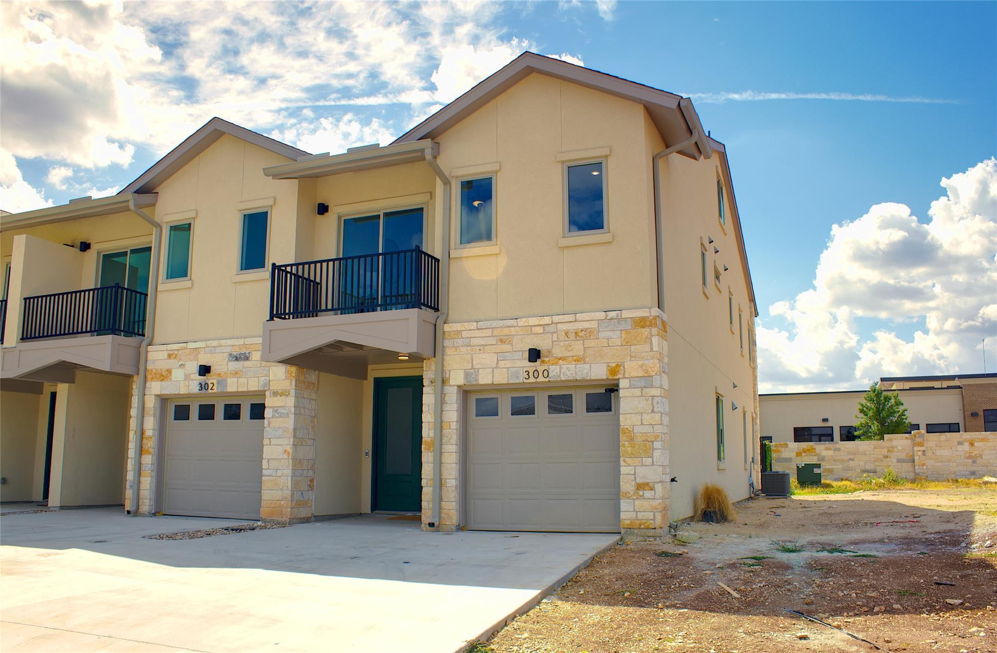 300 Tesla Circle Cir Property Photo 1