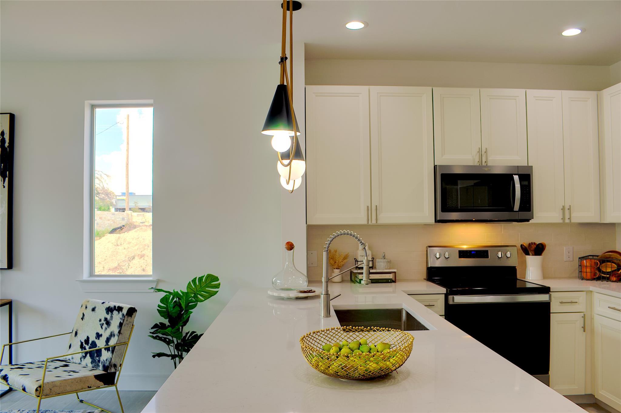 300 Tesla Circle Cir Property Photo 6