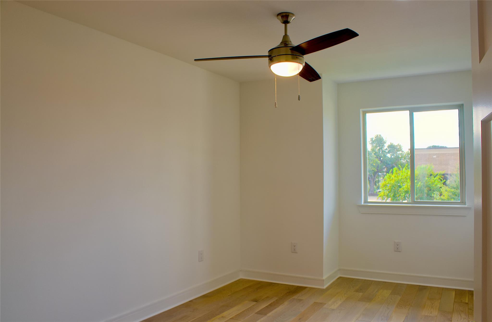 300 Tesla Circle Cir Property Photo 14