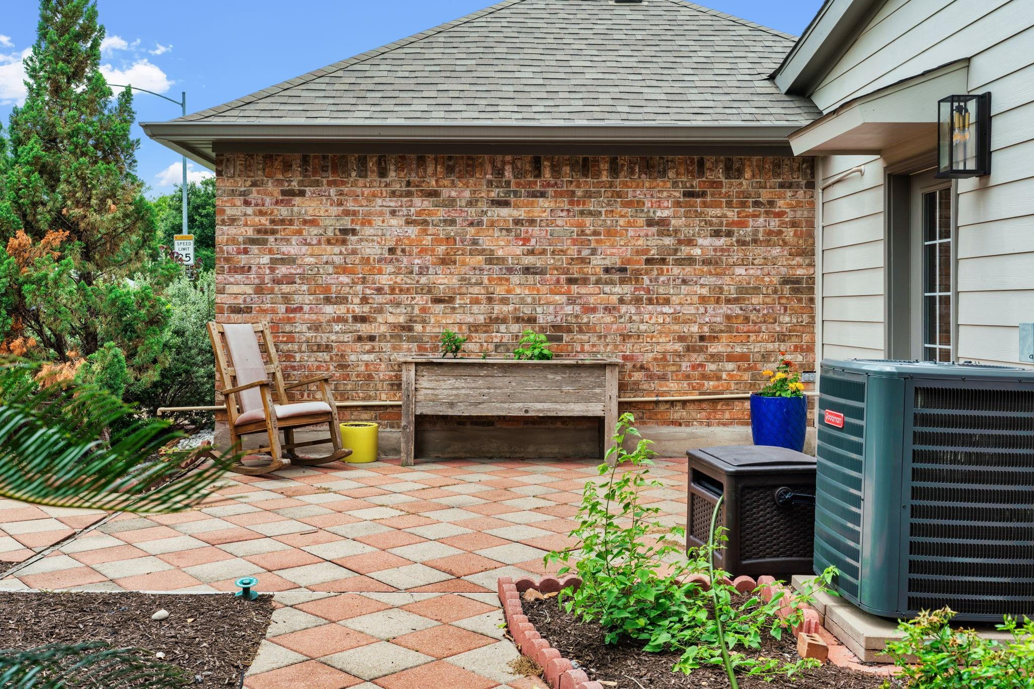 8908 Lantana Way Property Photo 38