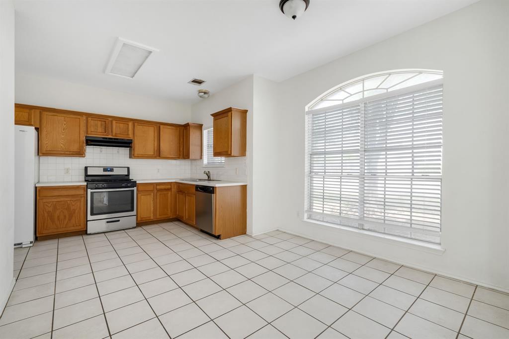 17109 Tobermory Dr Property Photo 6
