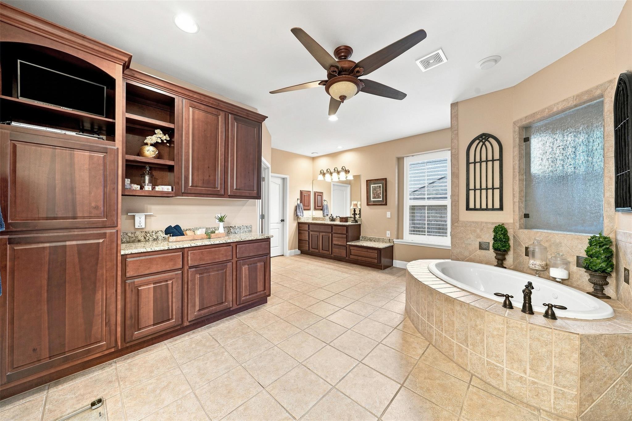 402 Ridgetop Bnd Property Photo 26
