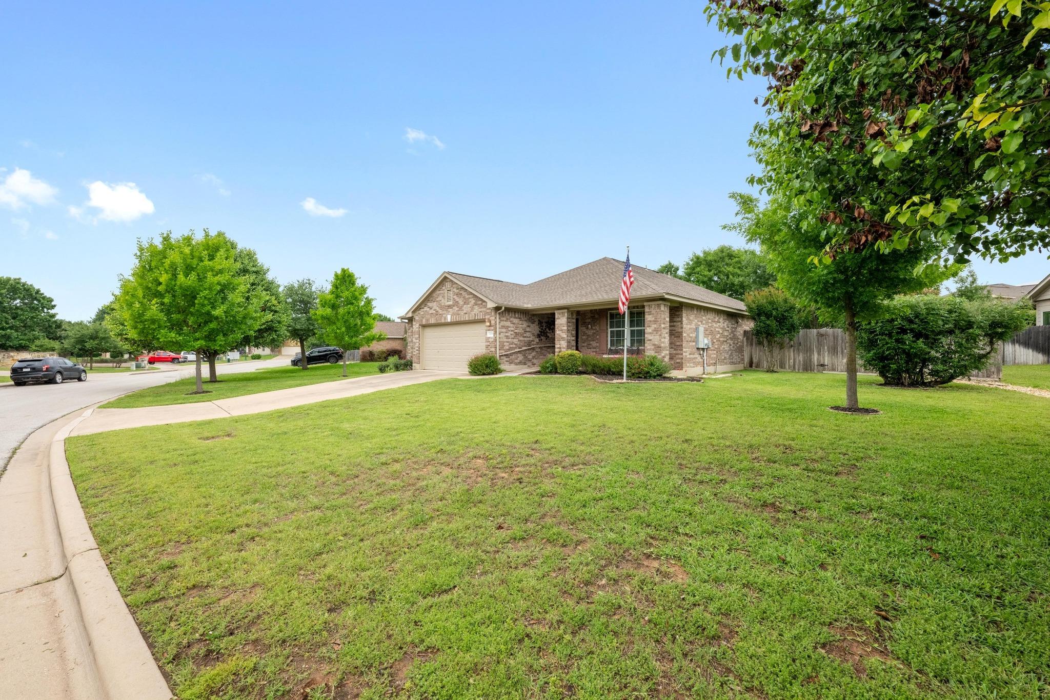 7709 Pebble Creek Dr Property Photo
